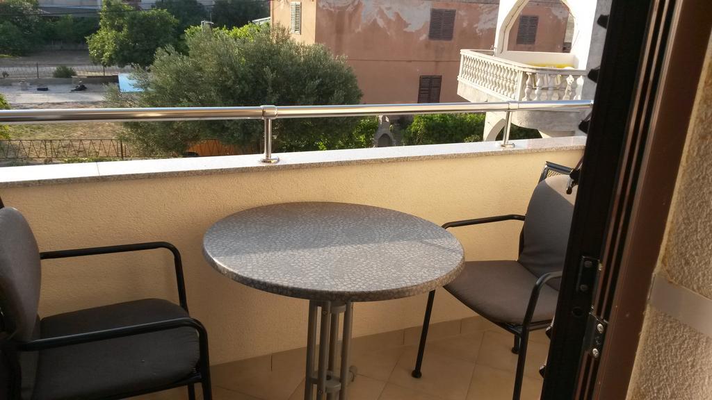 Vila Suzana Tribalj エクステリア 写真